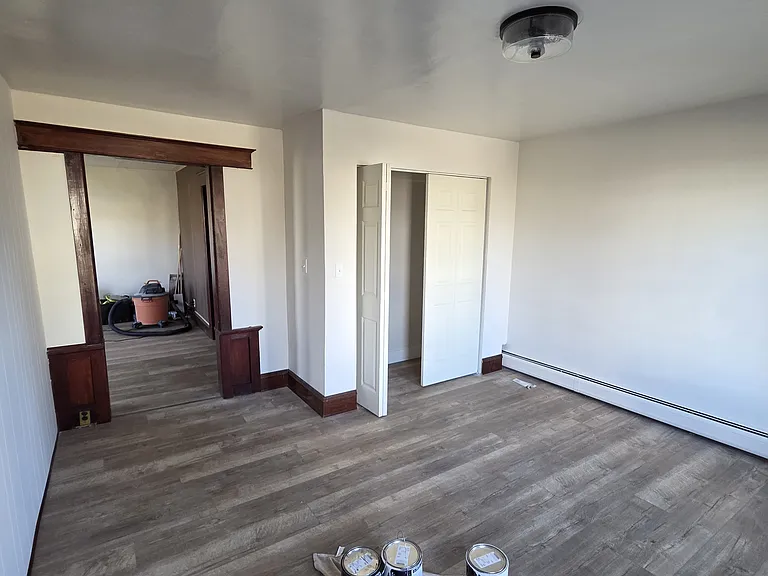 231 Nevins St — Photo 2