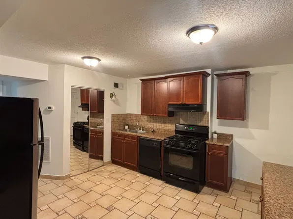 1445 Princeton View Ct #1, Loganville, GA 30052