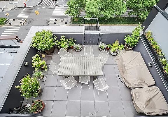 4th image of 132 W Houston St #Penthouse