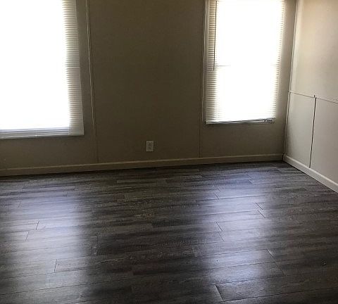 4th image of 7317 Clark St