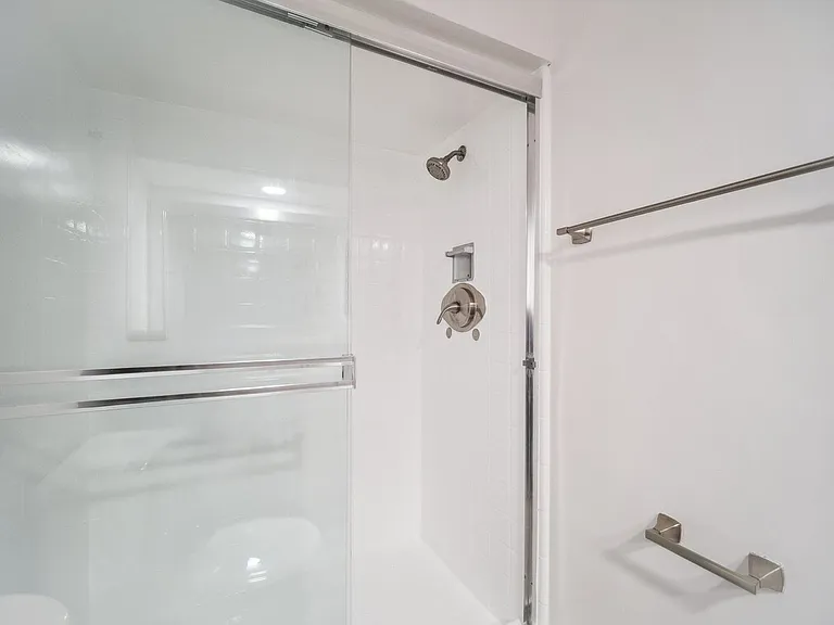 170 North Crescent Street — Photo 18