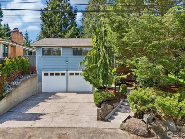 9009 30th Avenue NW, Seattle, WA 98117