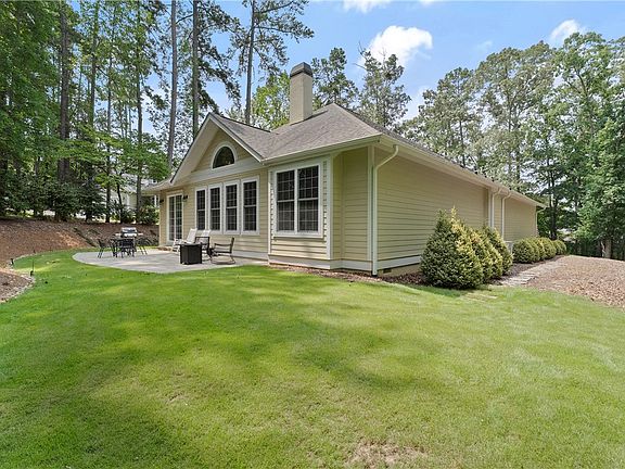 2nd image of 102 Bowline Ct
