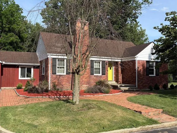 24162 Gleneyrie Dr, Southfield, MI 48033