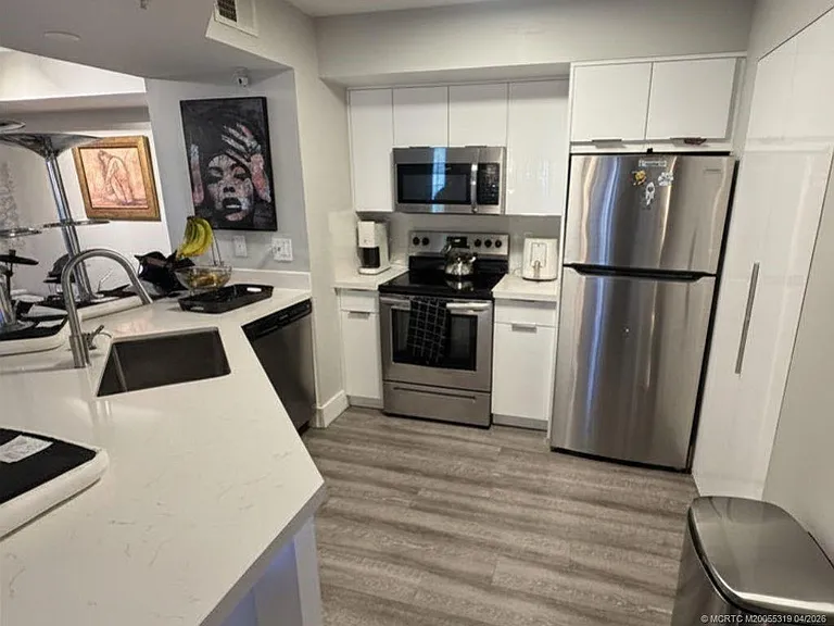 3765 NW Mediterranean Ln — Photo 3