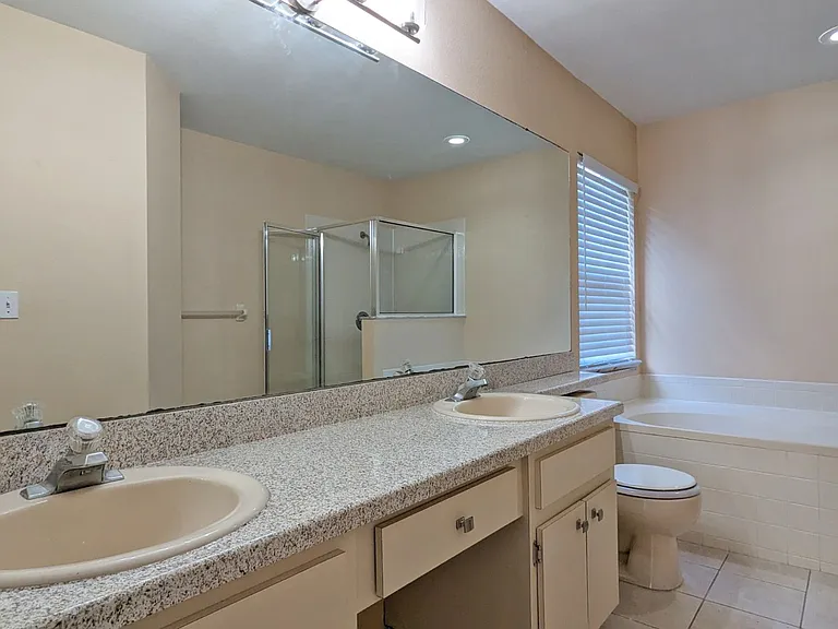 4029 Quail Briar Dr — Photo 13