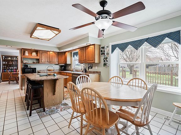 4th image of 4117 Toni Dr