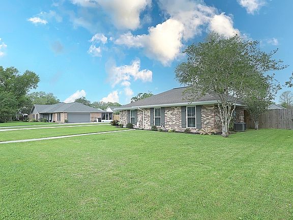 3rd image of 508 Levert Dr