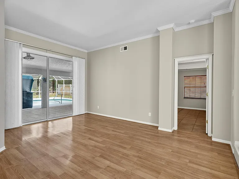 20 Woodford Ln — Photo 17