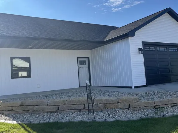 203 Bonnie Lane, Belleville, WI 53508