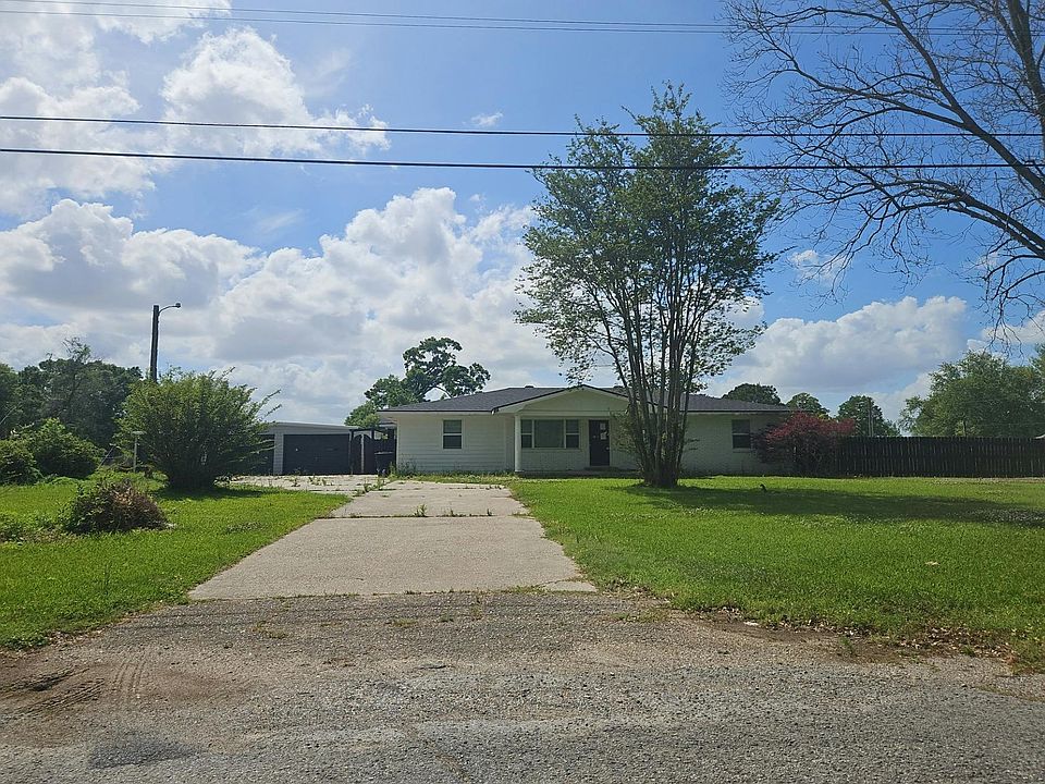 1st image of 922 Austin Rd