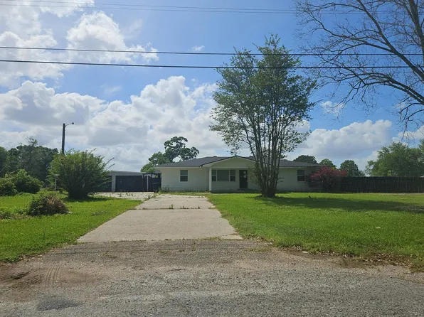922 Austin Rd, Youngsville, LA 70592