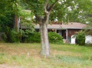 231 W Woodside Ave, Patchogue, NY 11772