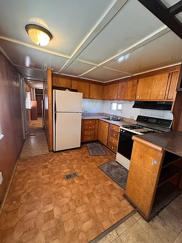 7 Webb Cir Photo 1