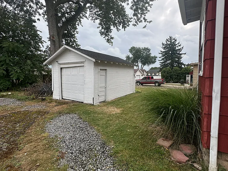 1134 Wertz Ave SW — Photo 12