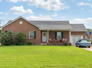 1191 Langwood Dr, Gallatin, TN 37066