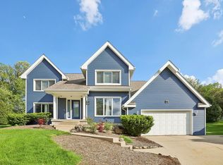 18 Schlough Ct, Madison, WI 53717