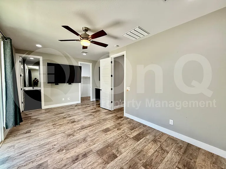 687 W Flintlock Way — Photo 12