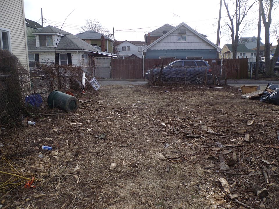 1st image of 6 Landis Ct 5 Merit Ct