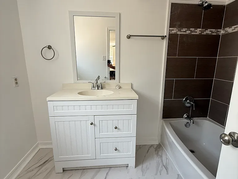 7801 Saint Charles Ave — Photo 18