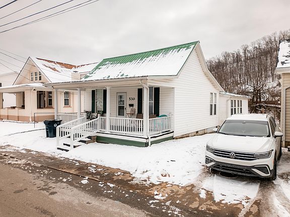 3rd image of 530 Main St