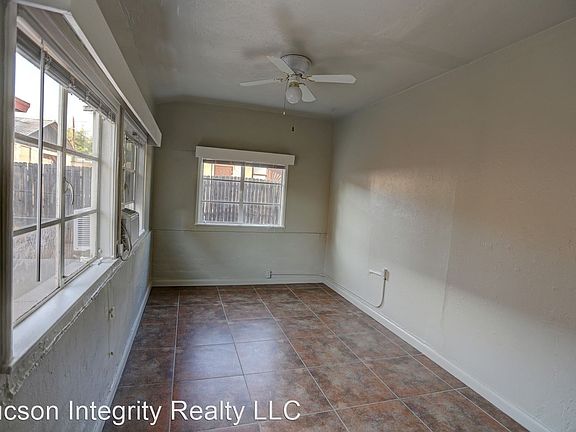 5th image of 1348 N Euclid Ave