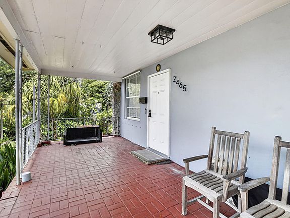 5th image of 2465 Taylor Street