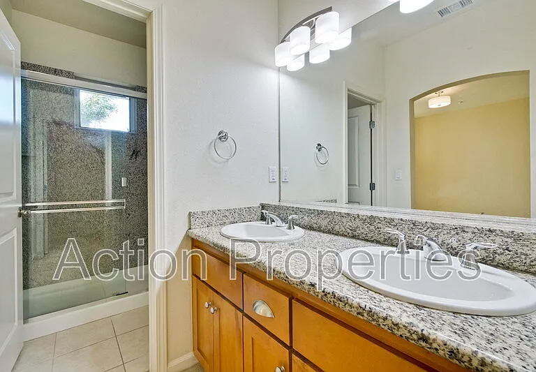 169 Bel Air Ct — Photo 13
