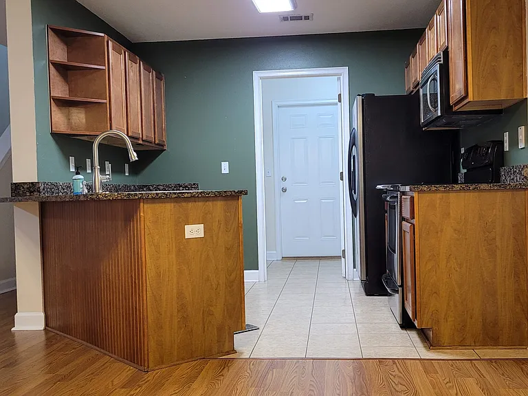 2809 Red Plum Ct — Photo 15