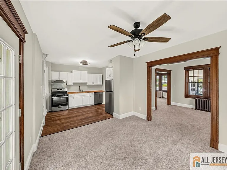 1048 Prospect St #1048 — Photo 6