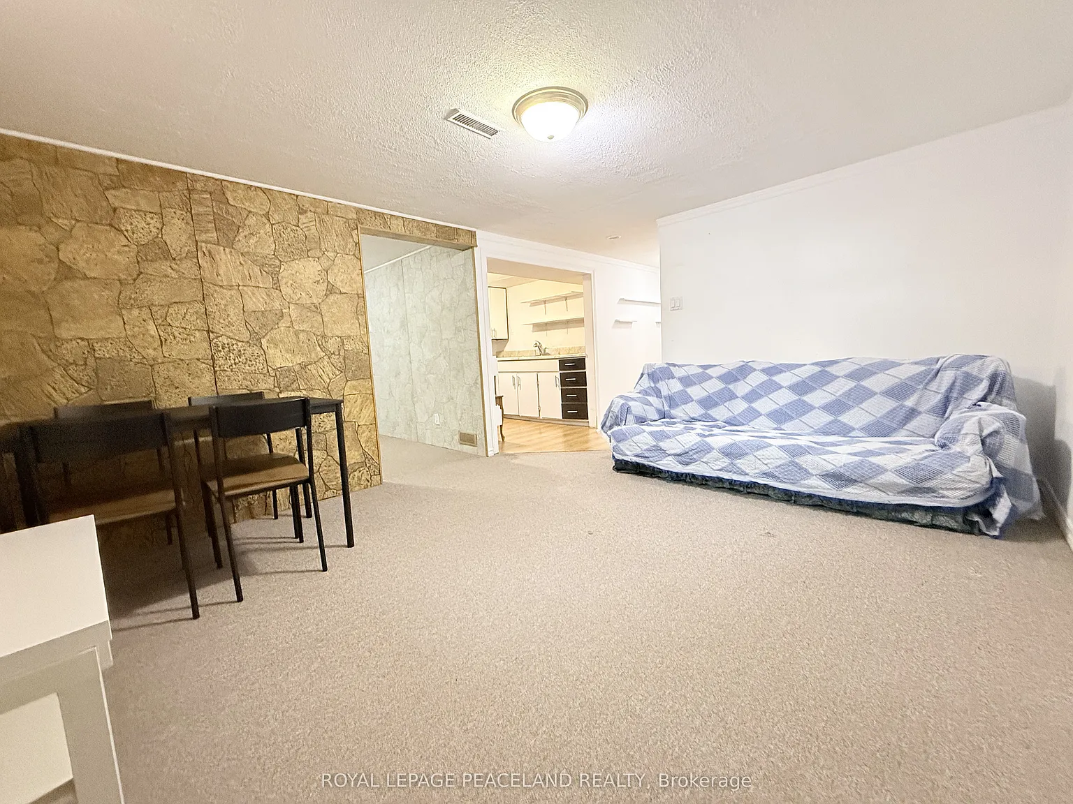 1 bed, $1,050 — Photo 4
