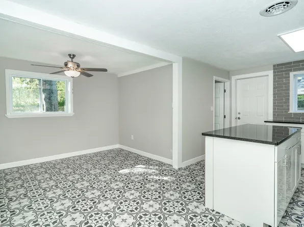 1580 Perry St SE, Cleveland, TN 37311