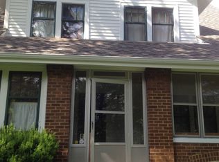 8830 W Mequon Rd, Mequon, WI 53097