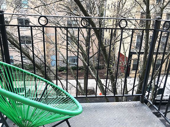 2nd image of 309 E 8th St APT 2B