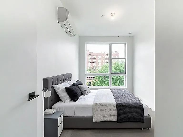 254 E 28th St #3C — Photo 5