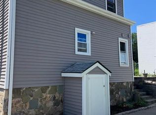 16 Hedley Ave, Johnston, RI 02919