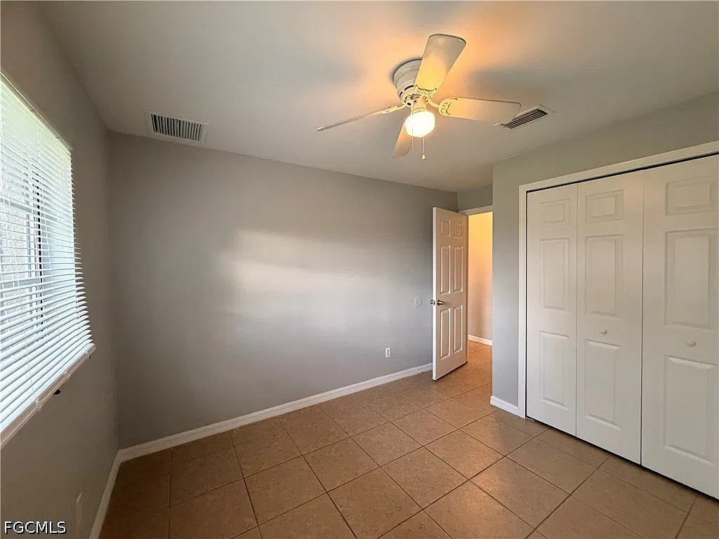 2 bed, 2.0 bath, 1109 sqft, $1,295 — Photo 2