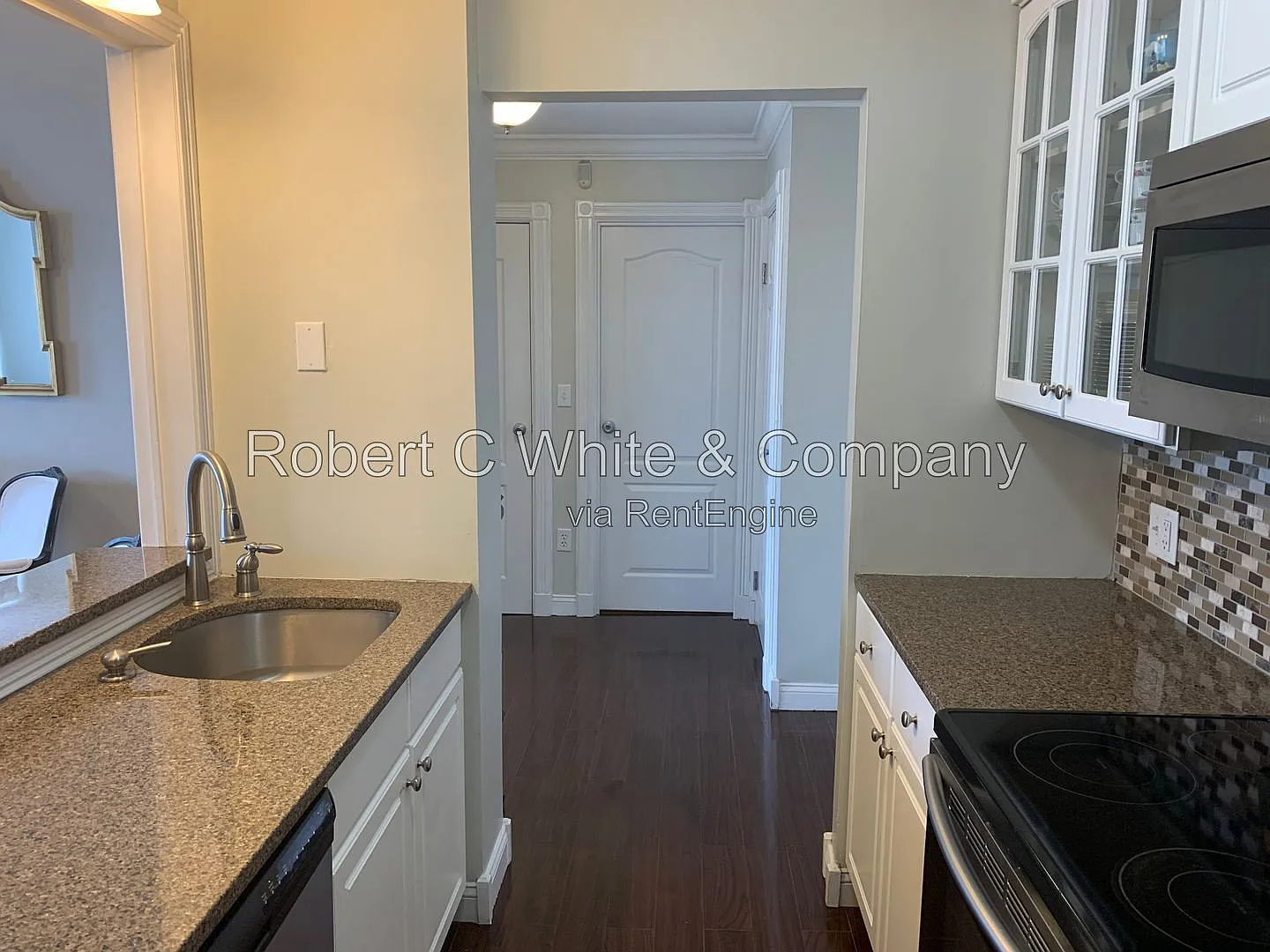 1 bed, 1.0 bath, 563 sqft, $1,535 — Photo 4