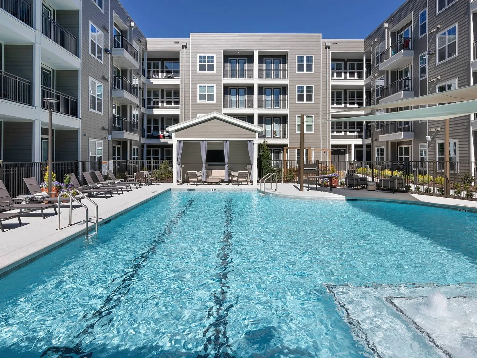 Everleigh Duluth 55+ Active Adult Apartments + — Photo 3