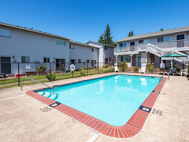 Clipper Ridge Apartments — Photo 24