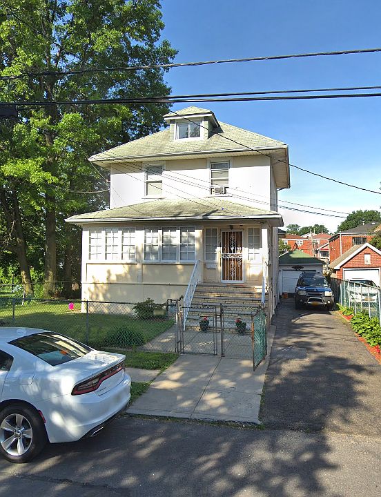 1st image of 3423 Grace Ave