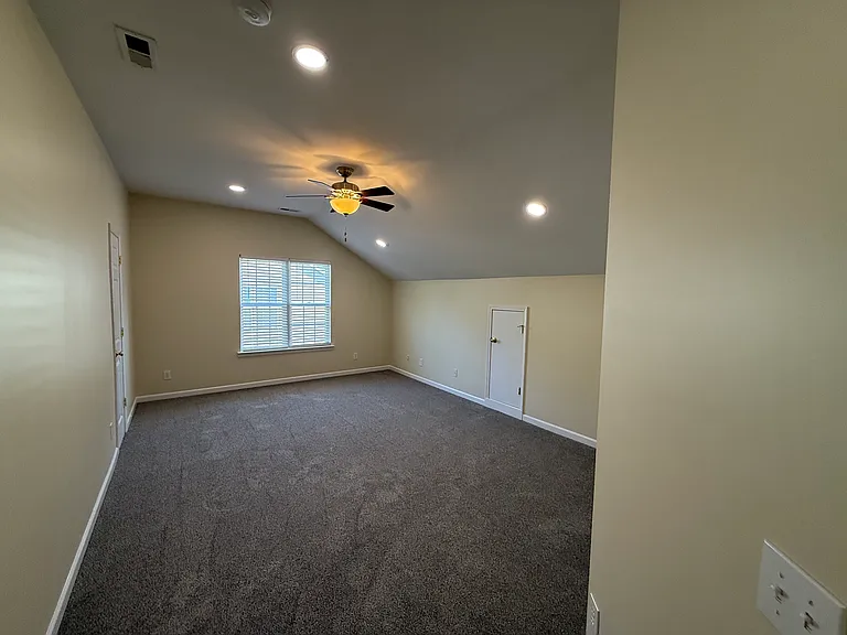 10822 Chamberlain Hall Ct — Photo 19