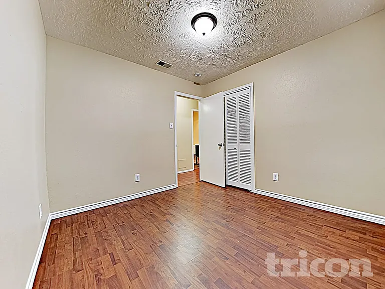 2803 Jeb Stuart Dr — Photo 13