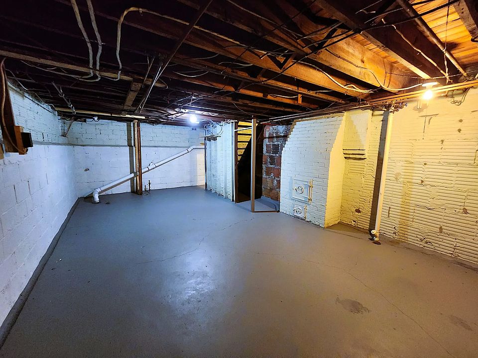 1st image of 121 McKinley Pkwy APT 3-3-A3
