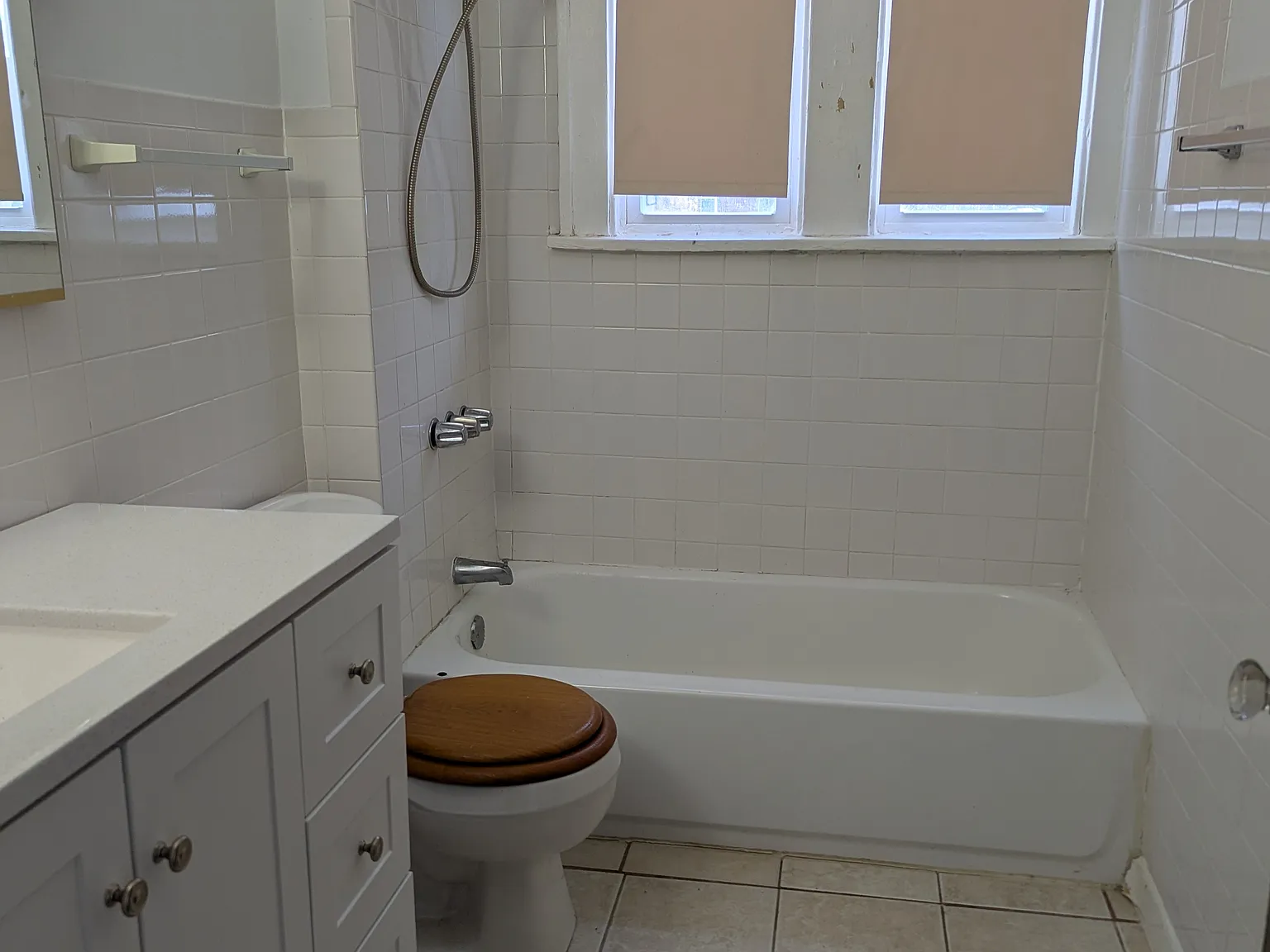 4 bed, 1400 sqft, $1,695 — Photo 3