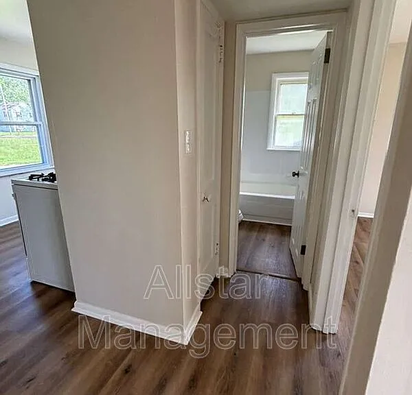 936 S Central Dr — Photo 16