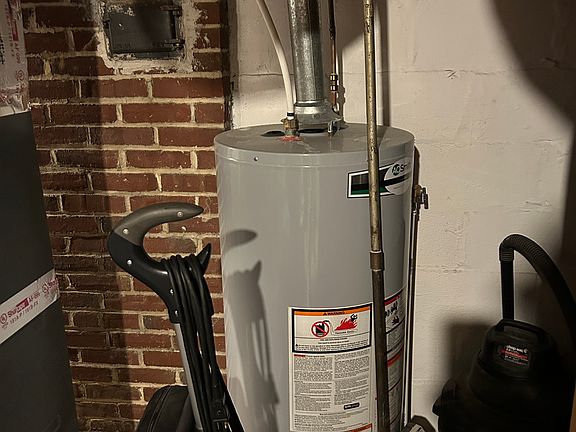 Natural Gas Water Heater