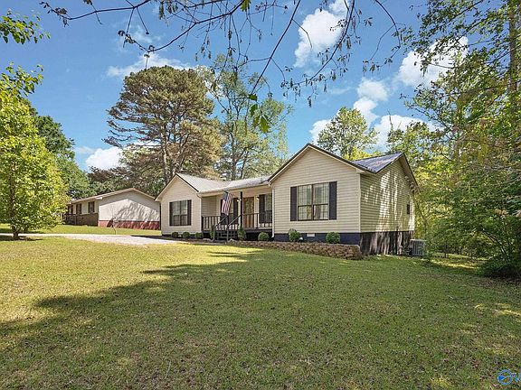 2nd image of 1166 County Road 1303