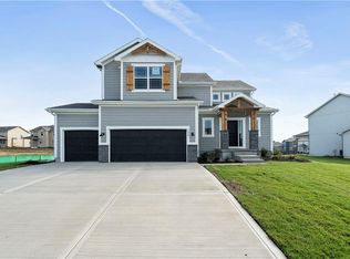 1920 SW Merryman Dr, Lees Summit, MO 64082