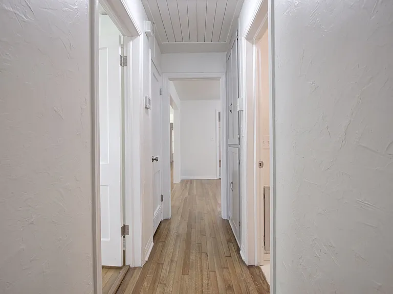 821 NW 48th St — Photo 34